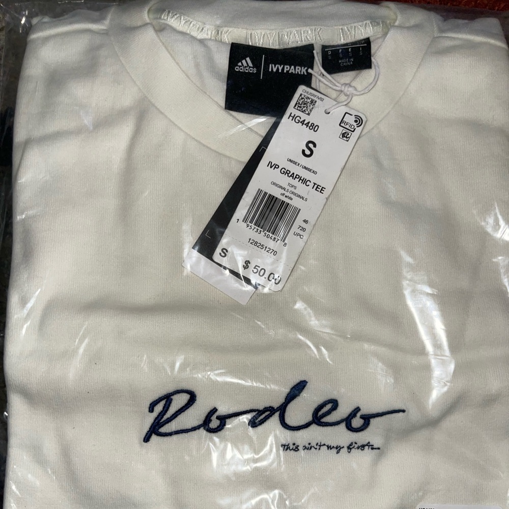 Ivy park Graphic Tee